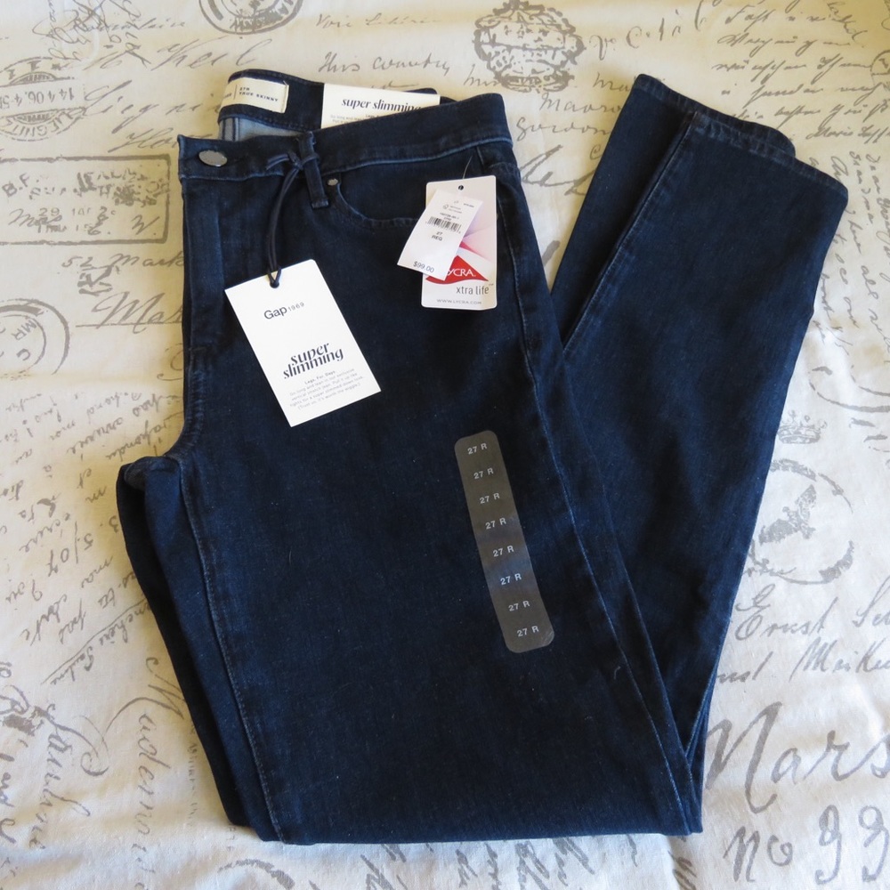 GAP dark blue slimming jeans NWT